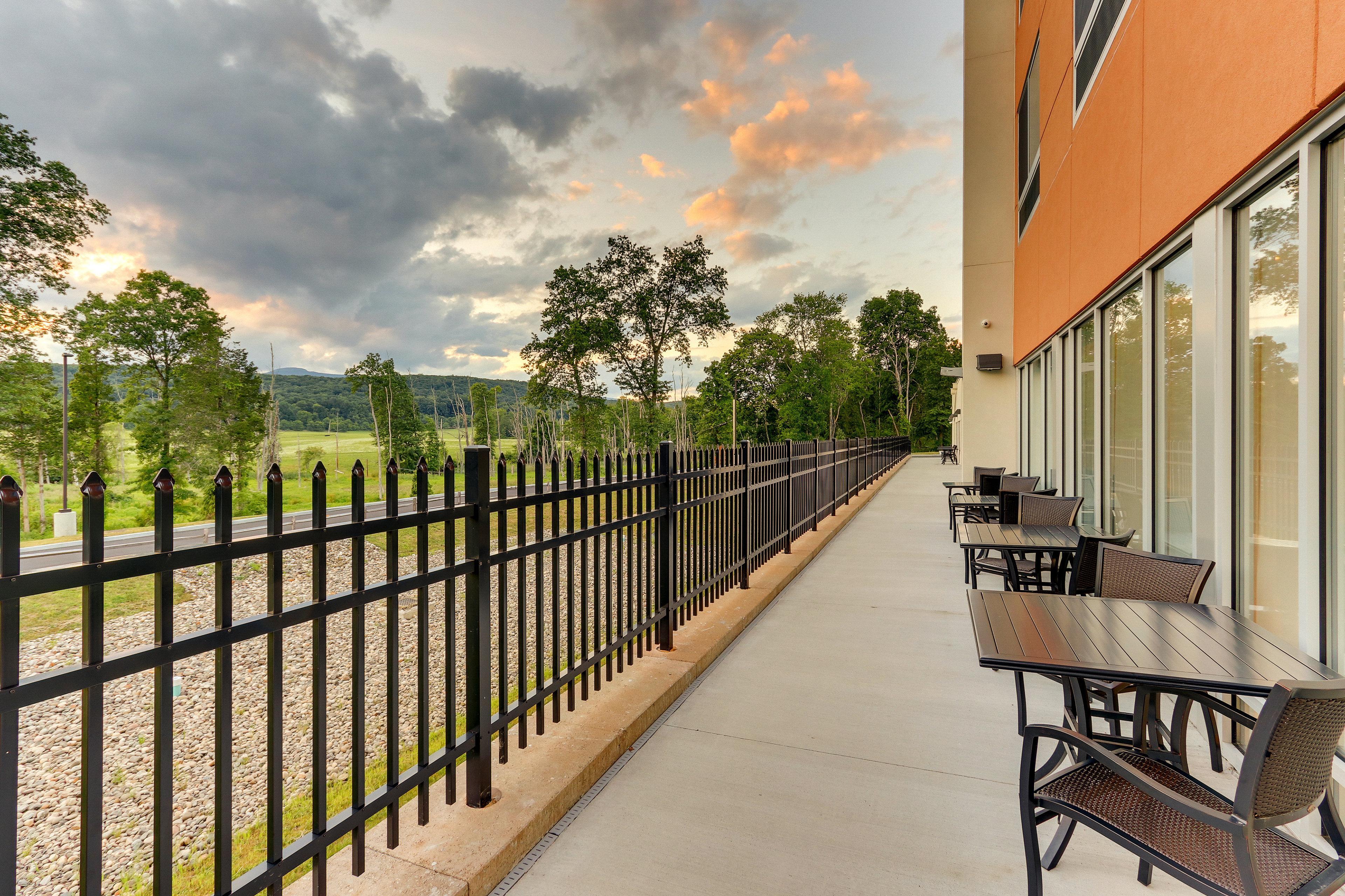 Express & - - Hudson Valley By Ihg Hotel